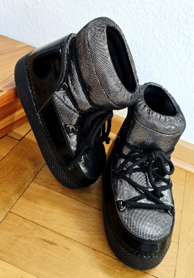 Moonboots