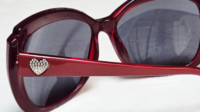 Preview: Sonnenbrille rot Moschino