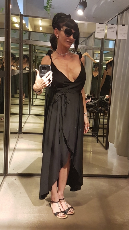 Dress black